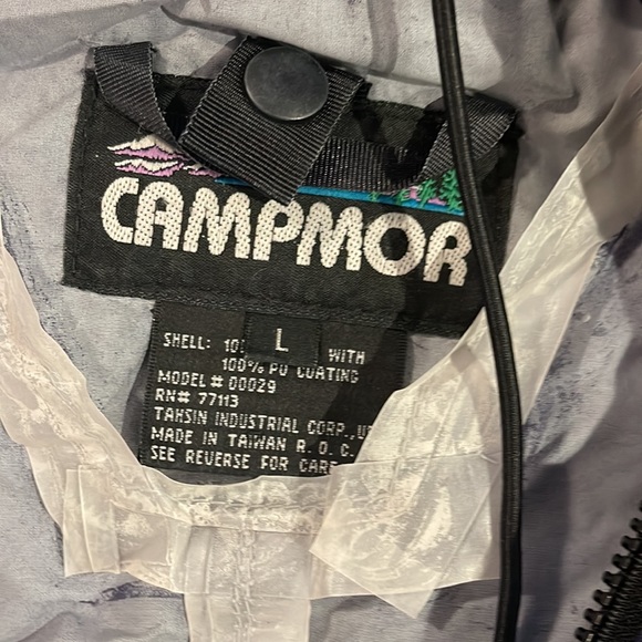 Campmor purple large hooded Utility zip up jacket - Picture 5 of 7